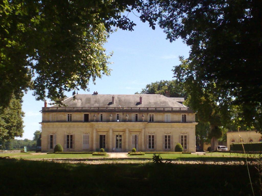 Le Château de BRESSEY&son Orangerie Exterior foto